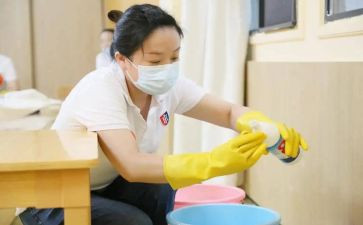 中小班保育员工作计划8篇