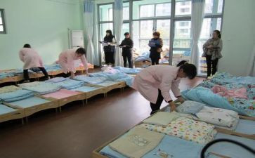 小班保育员工作心得体会6篇