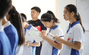 初中生励志的演讲稿推荐8篇