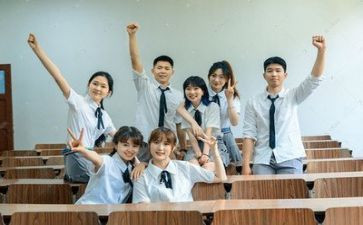 大学感恩励志演讲稿8篇