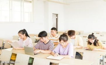 大学新生演讲稿5篇