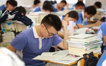 高考励志演讲稿800字8篇