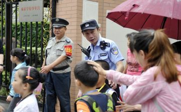 爱护校园卫生环境演讲稿7篇
