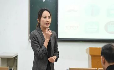 保险讲师工作总结5篇