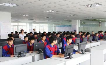 技校个人学期总结8篇