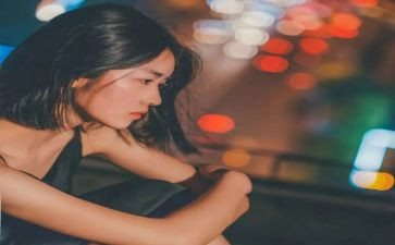 伤感的青春作文7篇