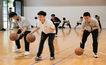 上篮球课作文推荐6篇