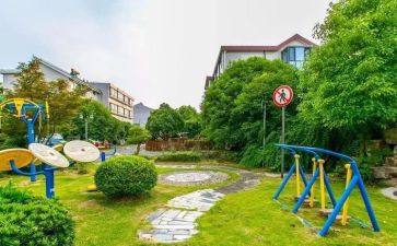 社区三年工作报告7篇