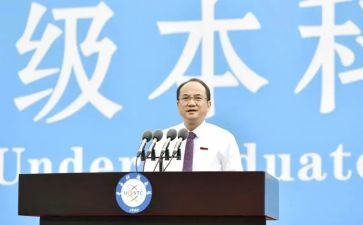 校长年度工作计划8篇