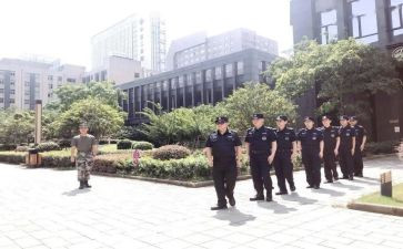 小区保安月工作总结及计划6篇