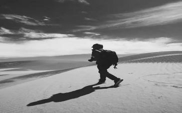 行走在路上中考满分作文6篇