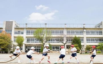 《窗边小豆豆》学生读后感7篇