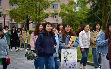 大学生在校工作总结6篇